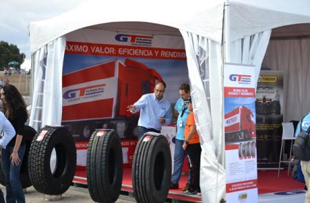 Stand de GT Radial en el Jarama