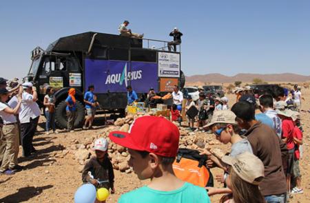 Michelin participa activamente en la Caravana 'El Desierto de los Niños'