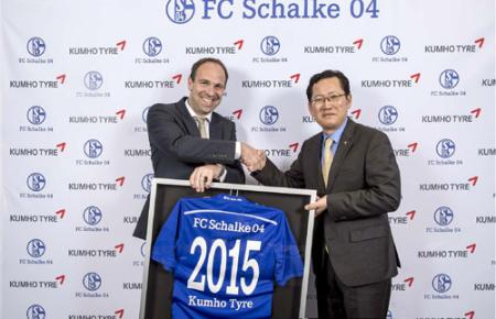  Kumho Tyre se convierte en patrocinador oficial del FC Schalke 04