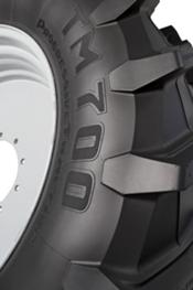 Trelleborg muestra su innovador TM700 ProgressiveTraction en Demoagro 2015