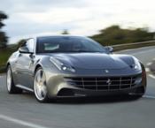 Los neumáticos deportivos Potenza S001 de Bridgestone equiparán al Ferrari FF