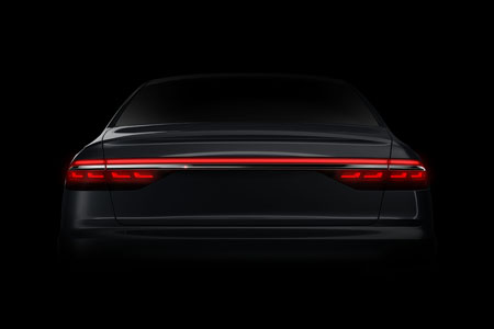 HELLA ilumina el Audi A8