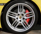 Pirelli designado Mejor Proveedor de Porsche 2011