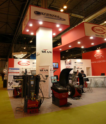 Stand Cascos Sernesa en Motortec