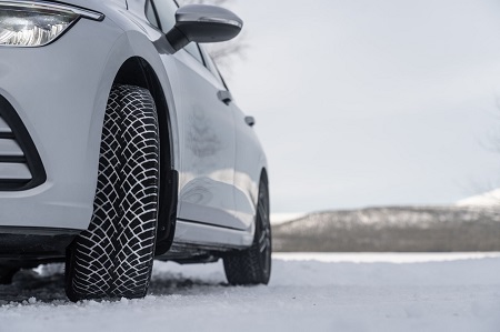 Nokian Tyres Hakkapeliitta R5 para turismos