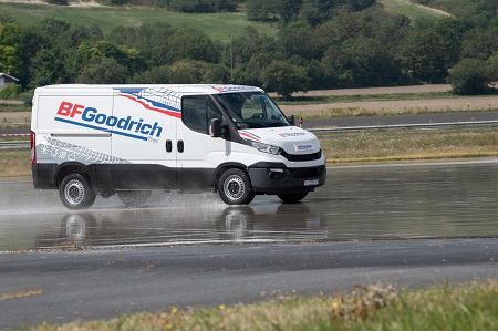 BFGoodrich presenta ACTIVAN 4S